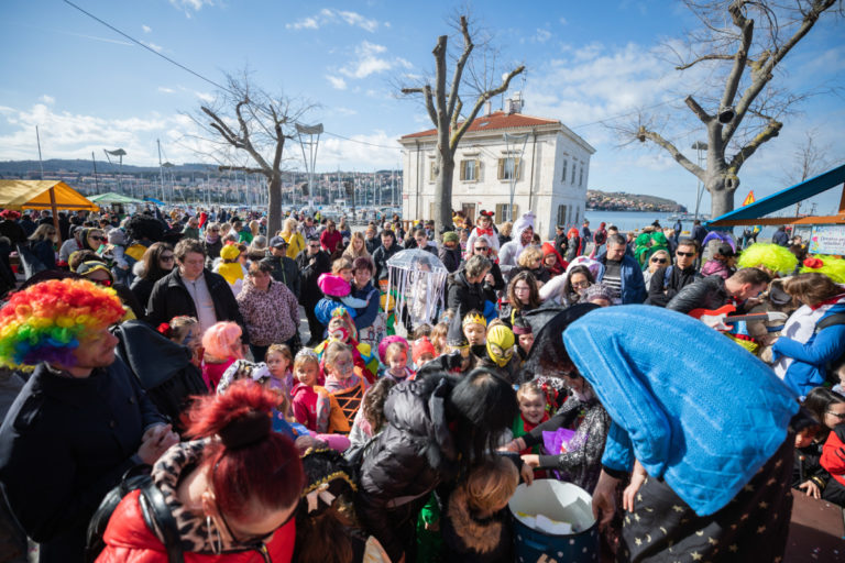 V Koper se vrača Istrska pustna povorka